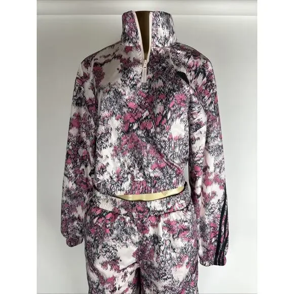 ADIDAS FUTURE ICONS 3-STRIPES WOVEN PANTS & Jacket Women’s Approx Size Small